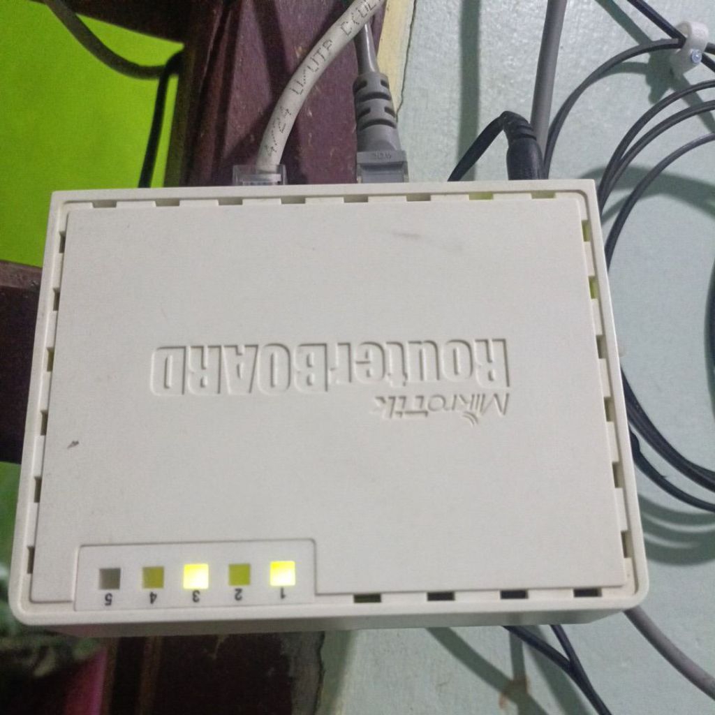 Mikrotik rb750