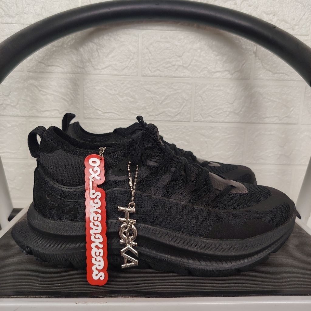 HOKA ONE ONE KAWANA MID BLACK CARBON