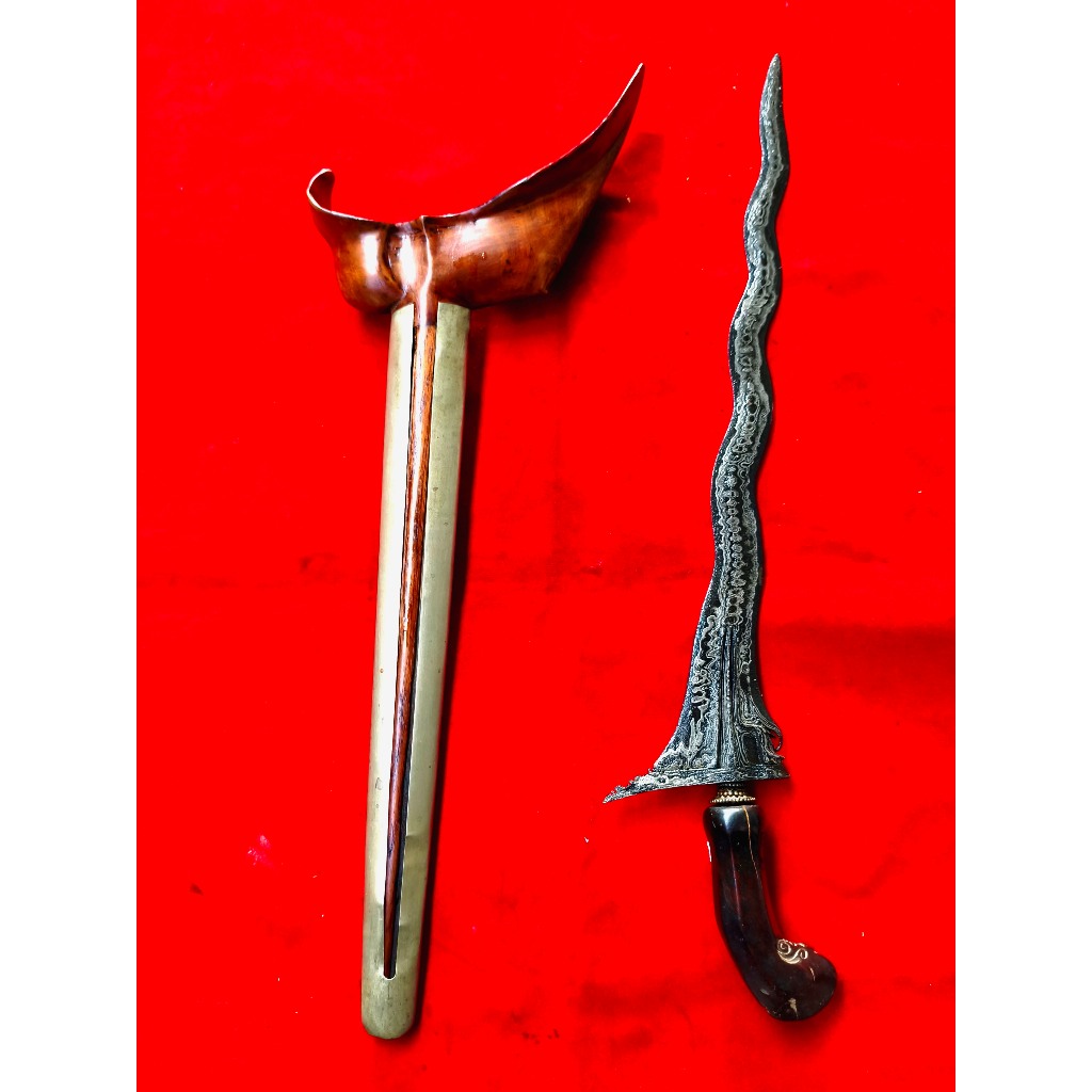Keris Sepuh Panimbal Luk 11 Pamor Uler Lulut