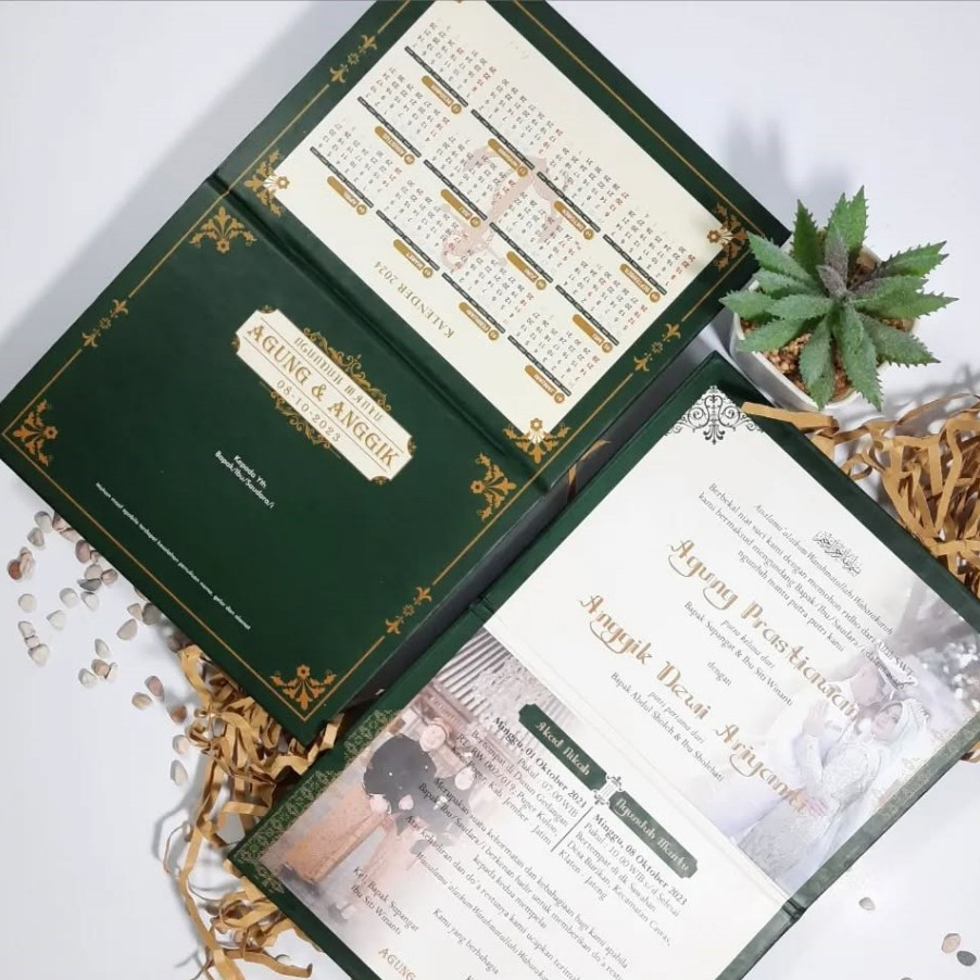 Undangan Hard Cover Bifold / Lipat 2 Custom Design