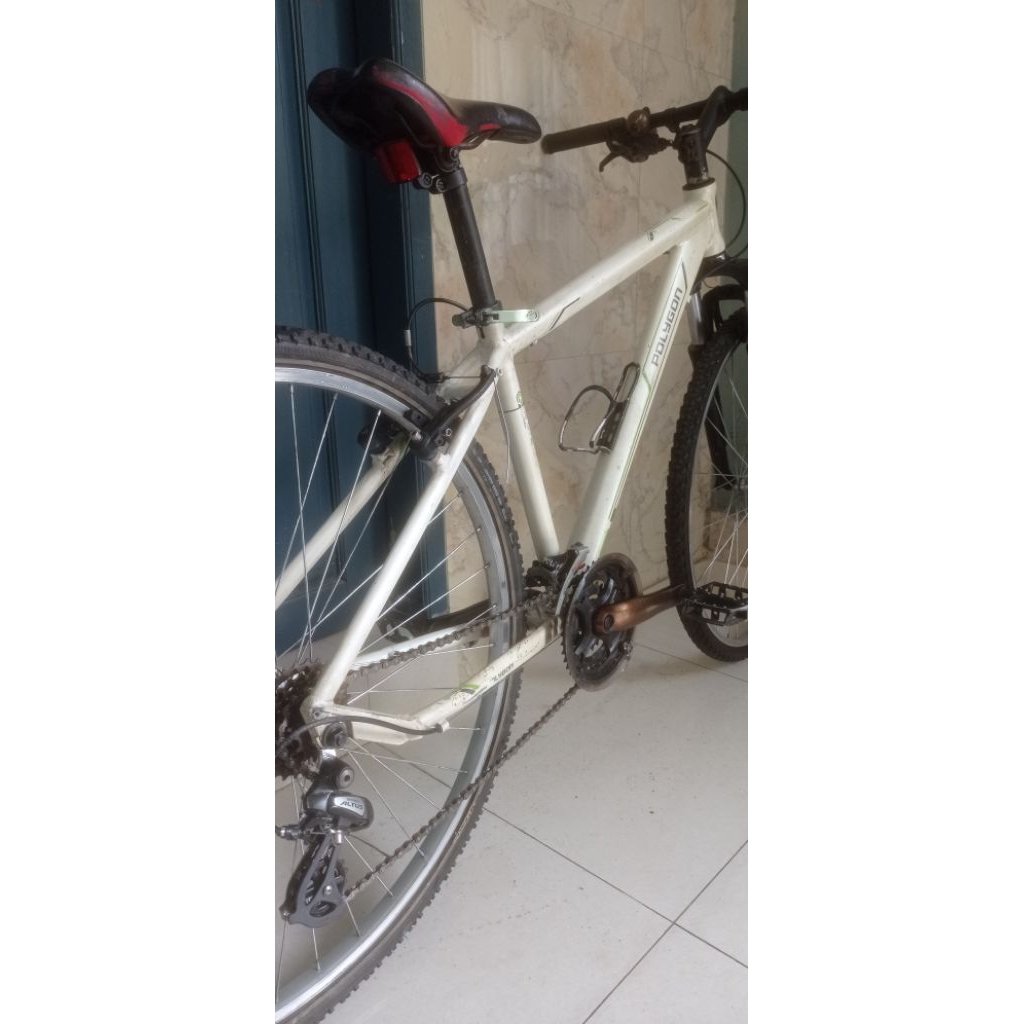 sepeda polygon Heist 1.0 700c bagus sepeda murah gravel