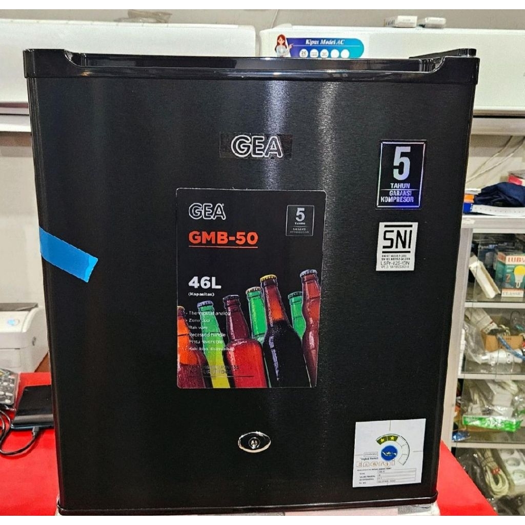 KULKAS MINI GEA GMB 50 ORIGINAL / KULKAS HOTEL / BAR