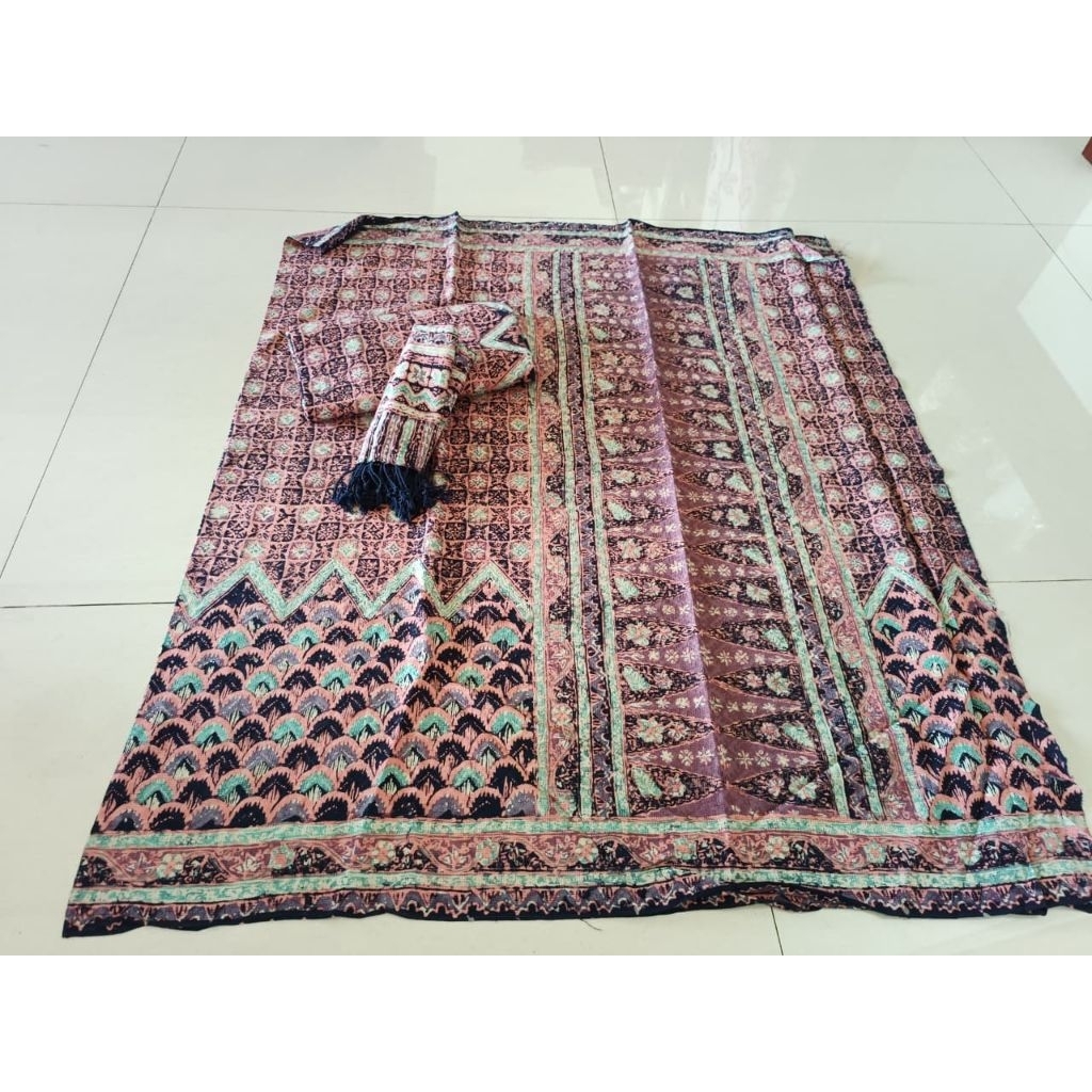 kain batik sarimbit bahan dolby doby dobi khas trusmi cirebon warna klasik pastel