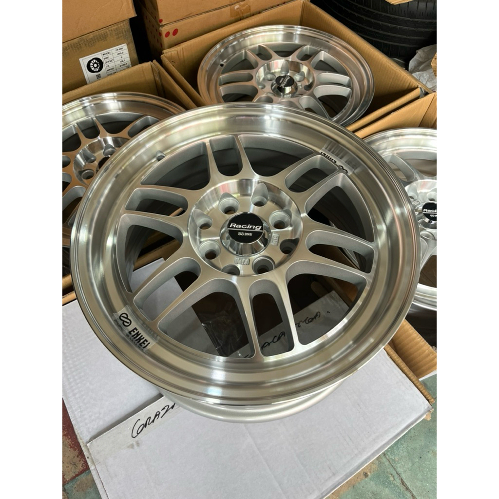 RPF1 R15 pcd 4X100-114.3 6,5 et.40 warna silver machine kondiai baru