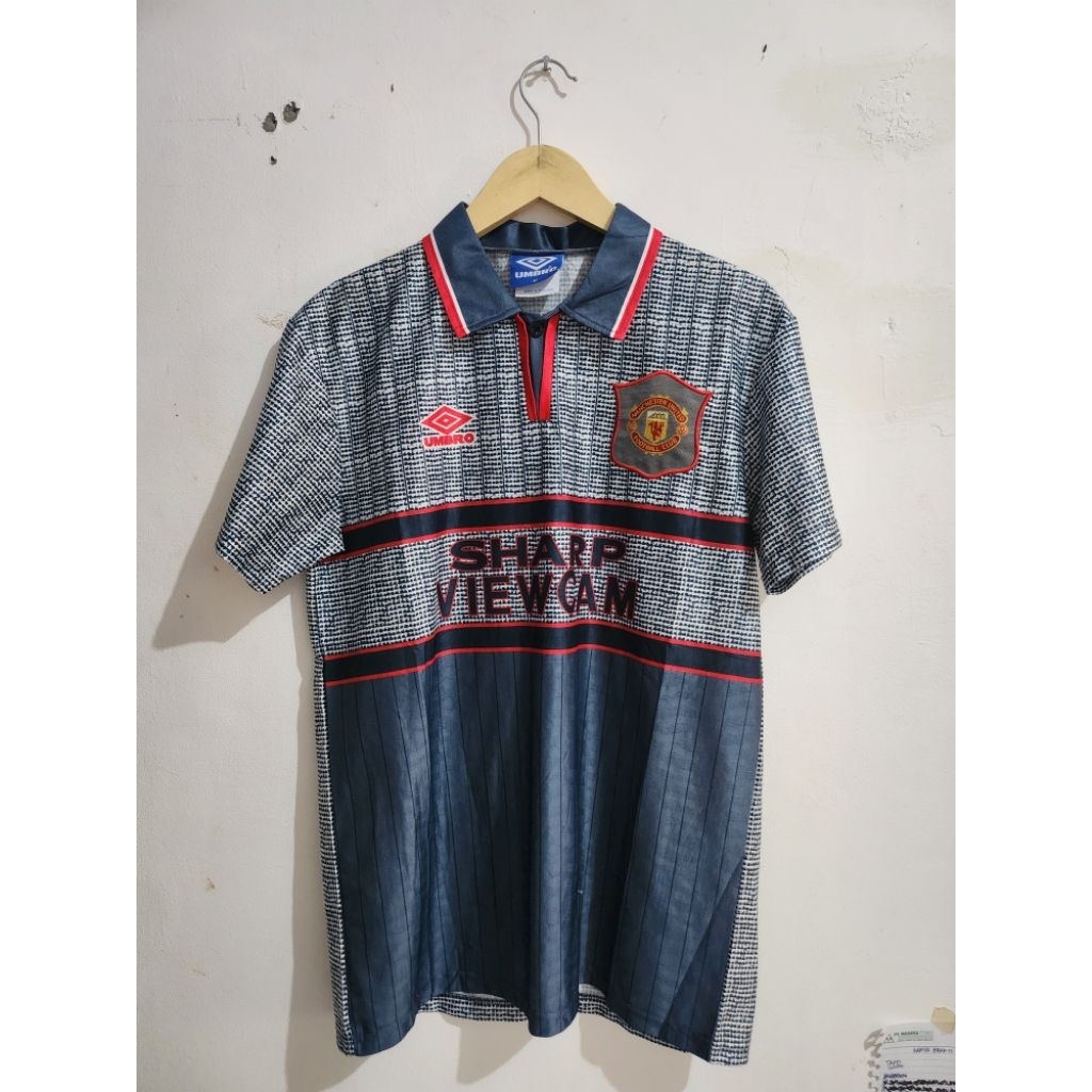 Jersey Bola Manchester United Away 1995-1996