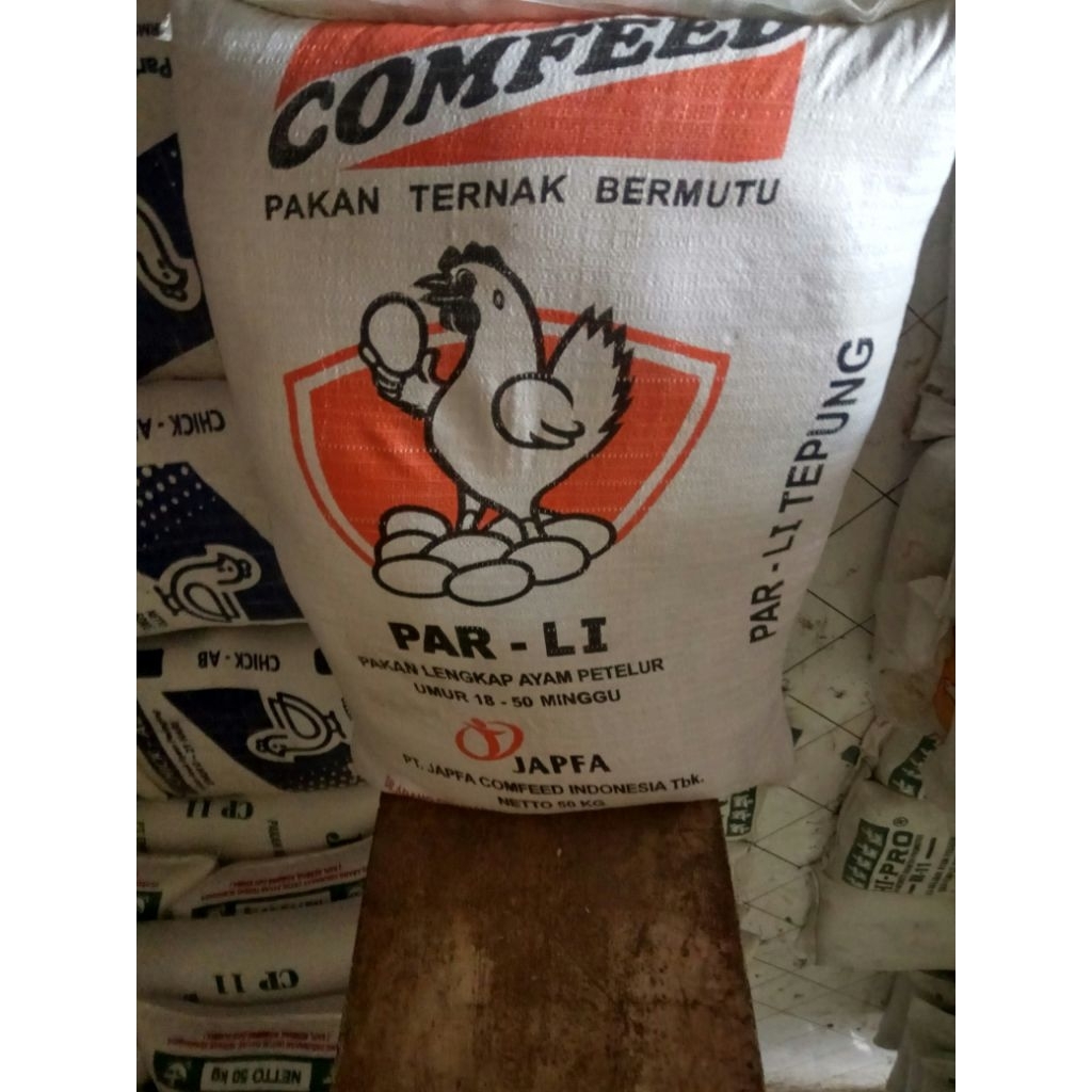 PAR LI PAR L1 50 KG JAPFA COMFEED PUR AYAM PETELUR KOMPLIT TEPUNG PAKAN LENGKAP AYAM PETELUR USIA 18