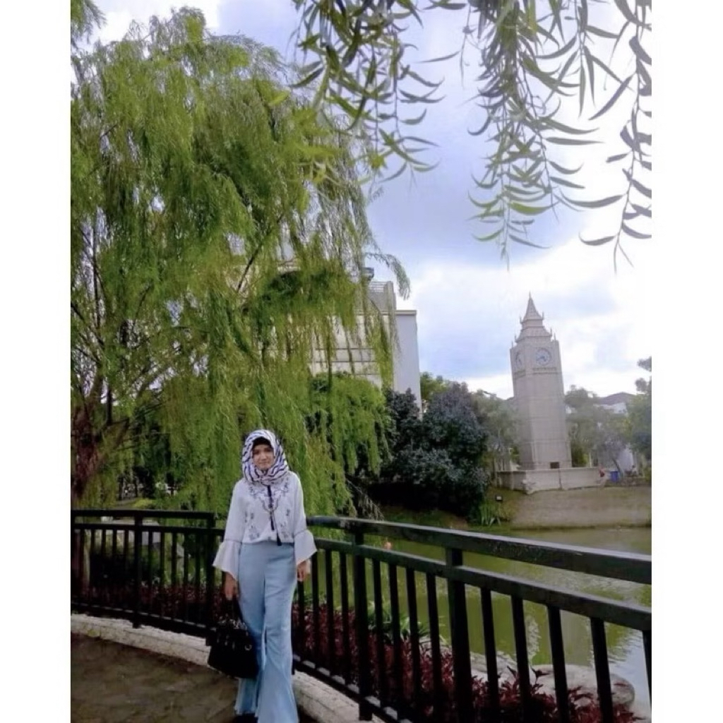 [PRELOVED] CELANA Kulot Rok Levis Cutbray kerja