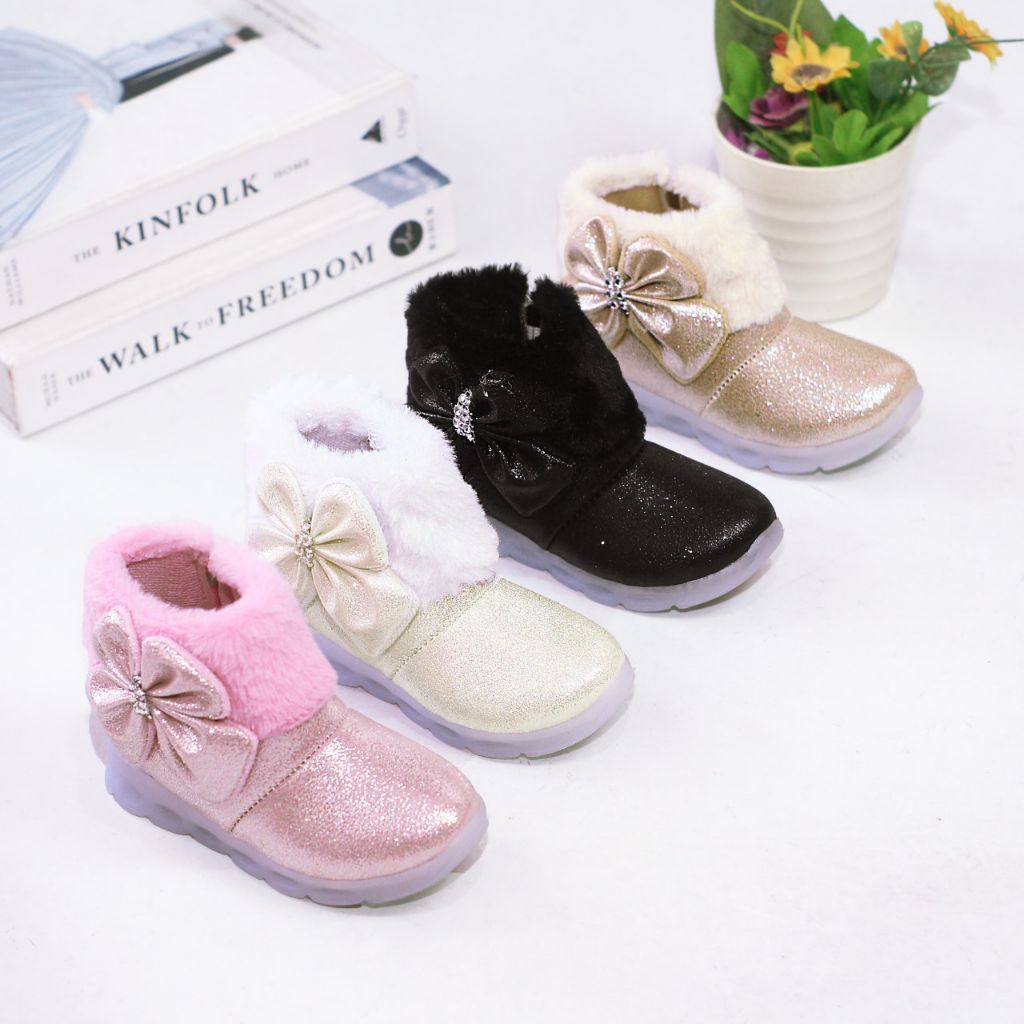 Sepatu Bot Anak Perempuan Pita Samping Fashion YT 07