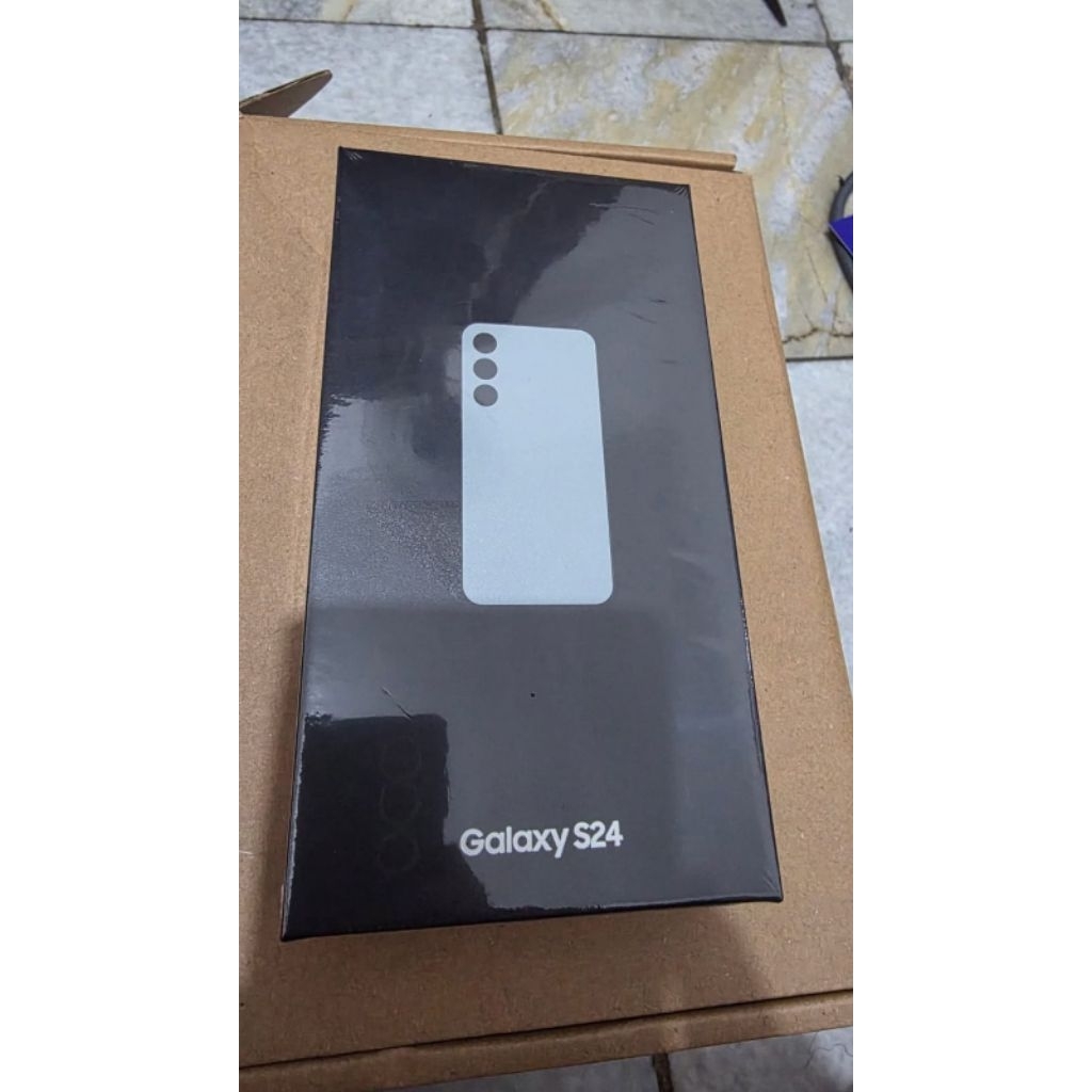 BNIB Samsung S24 8/256 Gray Baru Ori Sein samsung resmi Nego Tipis