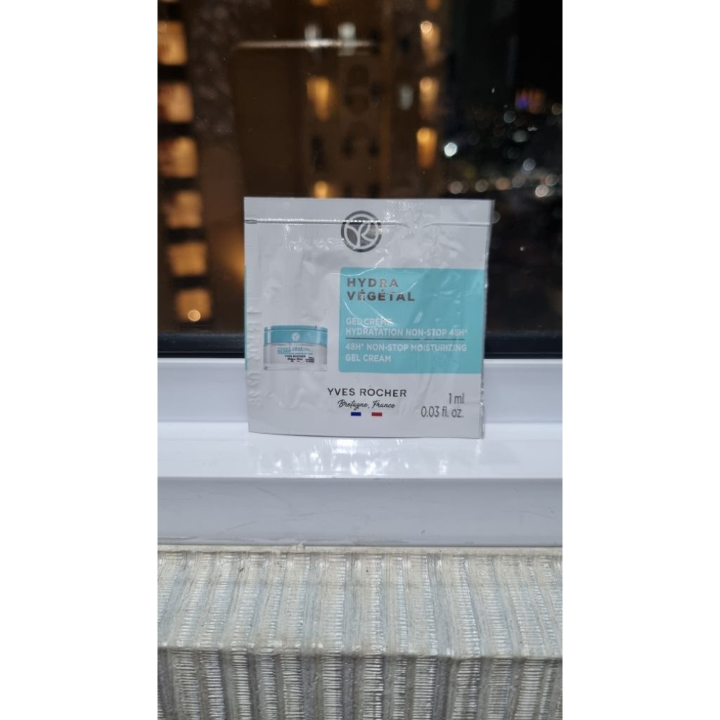 Yves Rocher Hydra Vegetal 48H Moisturizing Gel Cream 1ml Simplex