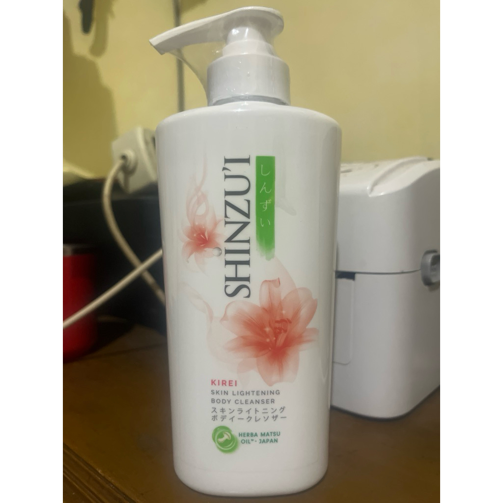 Shinzui KIREI Body Cleanser 480ml Botol Sabun Shinzui Sabun Mandi Cair Sabun Mandi Shinzui