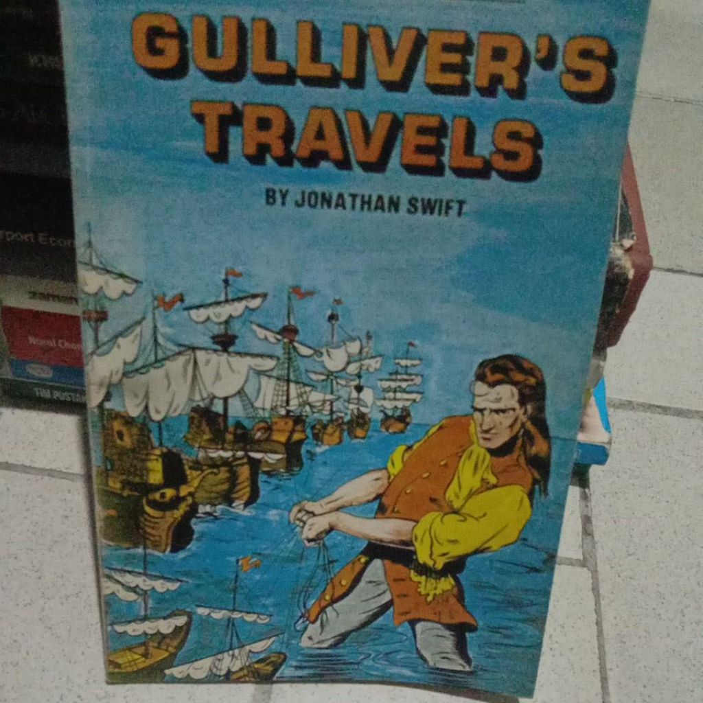 BUKU GULLIVER'S TRAVELS BY JONATHAN SWIFT