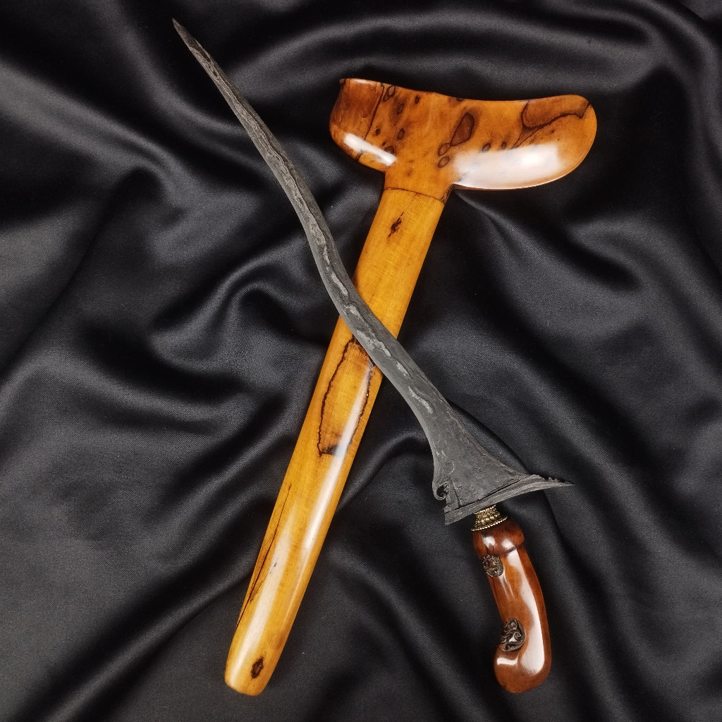 Keris Jangkung Luk 3 Sepuh Tangguh Madiun Tus Original