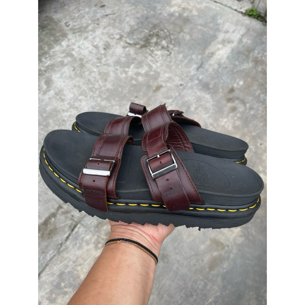 sandal dr.martens original second preloved