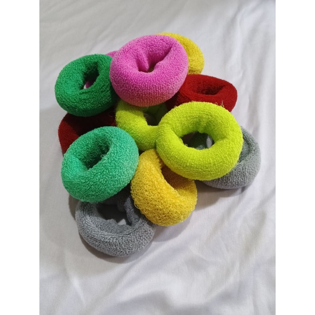 IKAT RAMBUT DONAT JUMBO