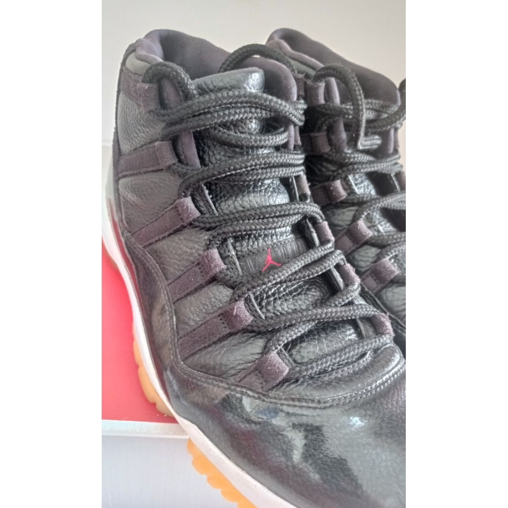 Sepatu Basket Sepatu Sekolah AJ11 Air Jordan 11 Leather UPC Tembus Size 43