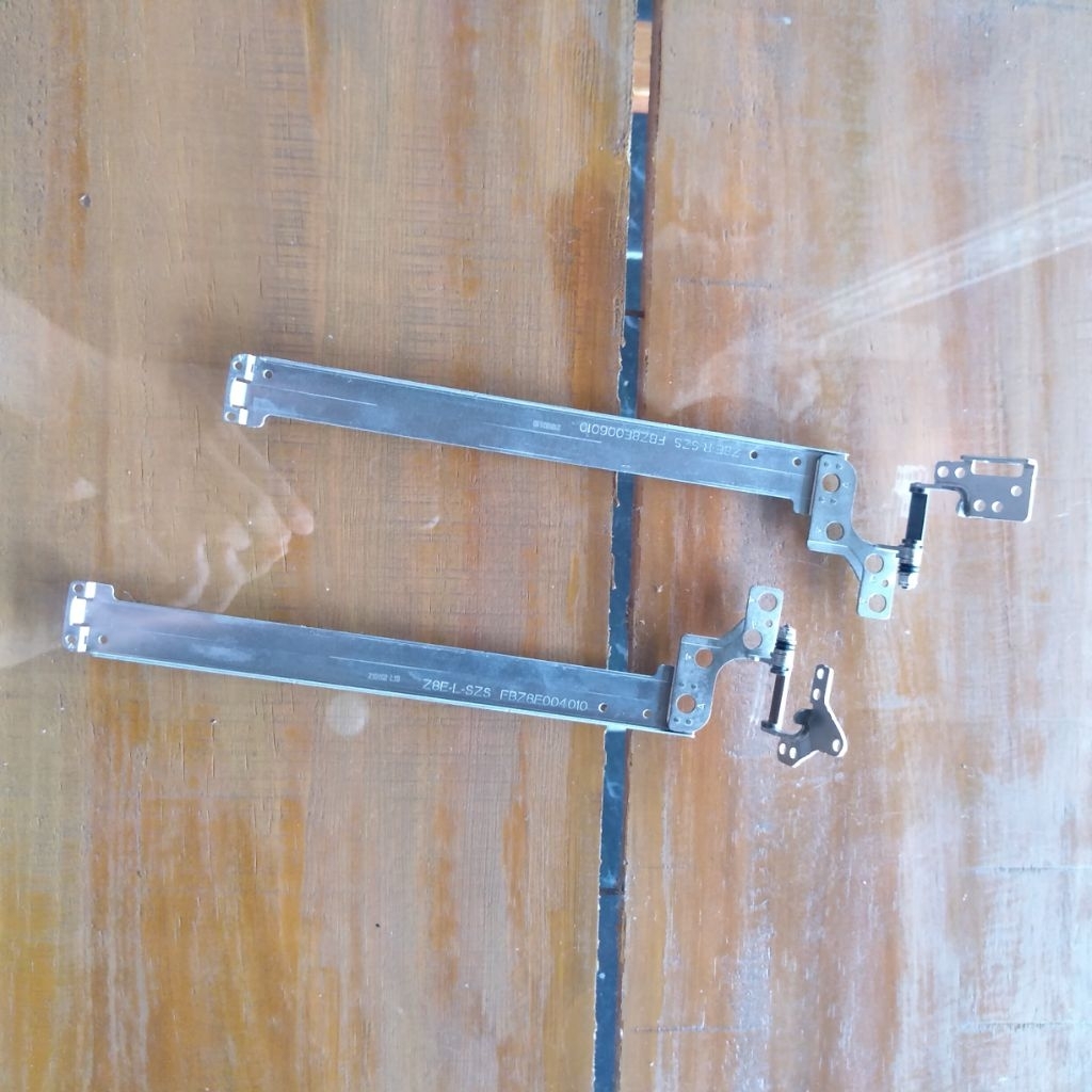 engsel laptop Acer aspire 3 a314-22