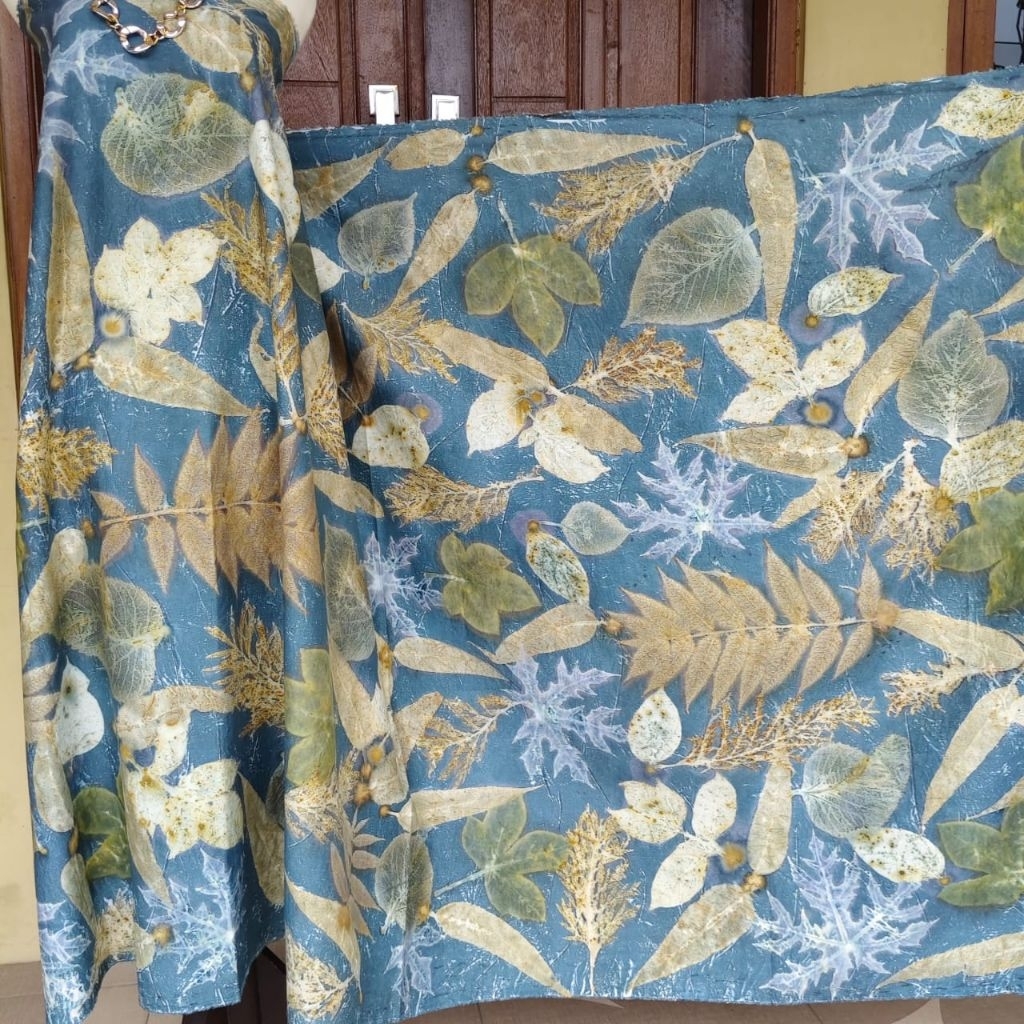 Ecoprint Kain Katun Sutra Edisi Biru