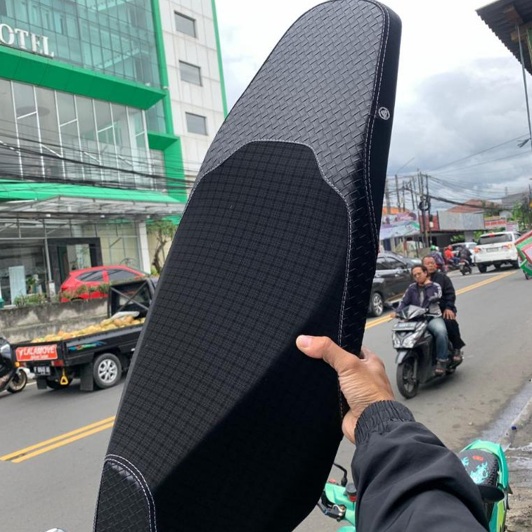 JOK MOTOR VARIO JOK LATEX+ANYAMAN+V3 JAITAN TENGAH MIO SPORTY/VARIO/BEAT/SCOPY/PCX/NMAX BUSA LATEX T