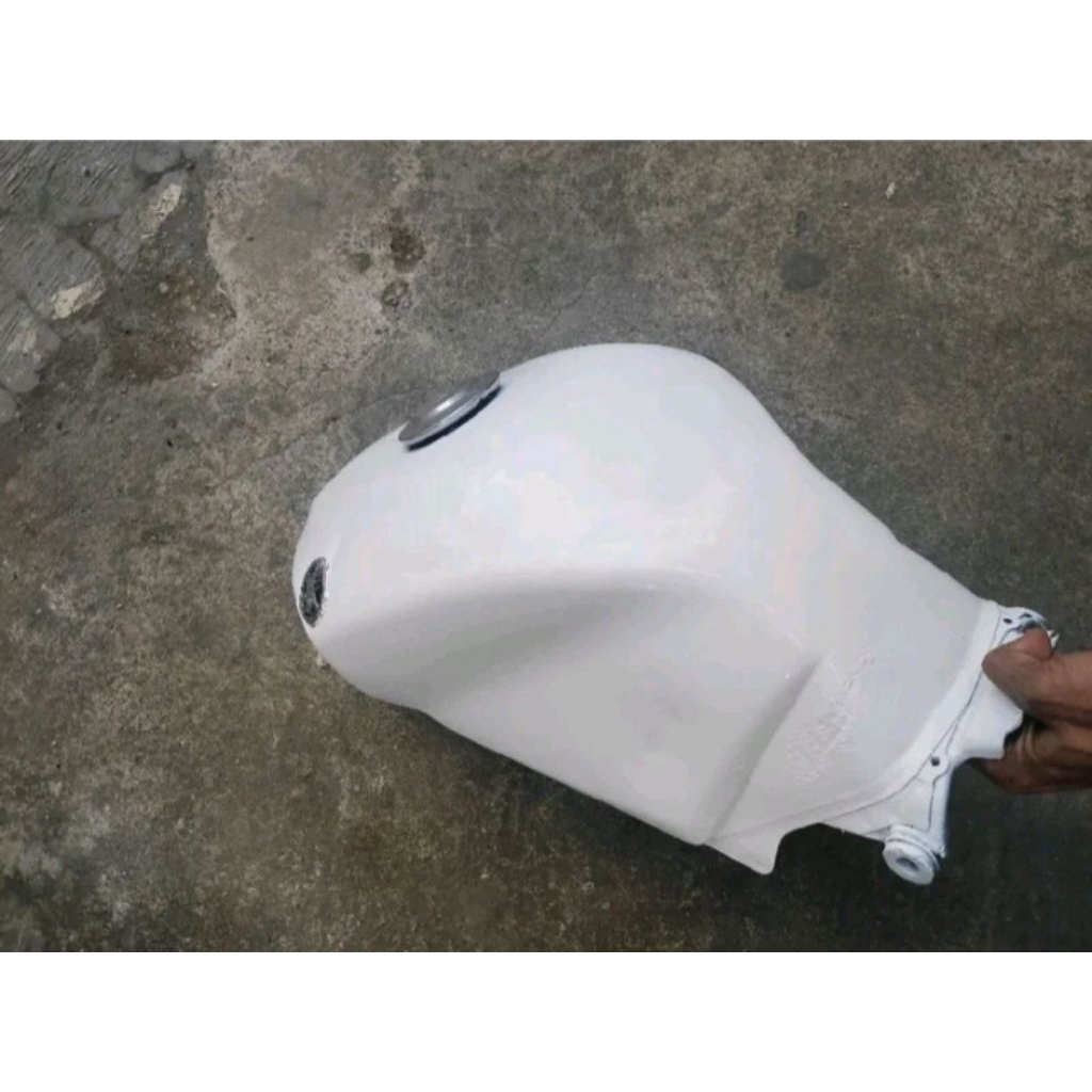 TENGKI TANGKI BENSIN MOTOR YAMAHA VIXION NVL NVA COPOTAN ORIGINAL