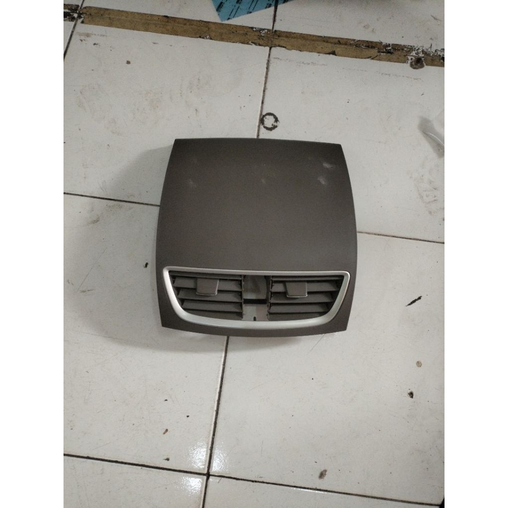 panel AC kisi kisi AC Ertiga original copotan