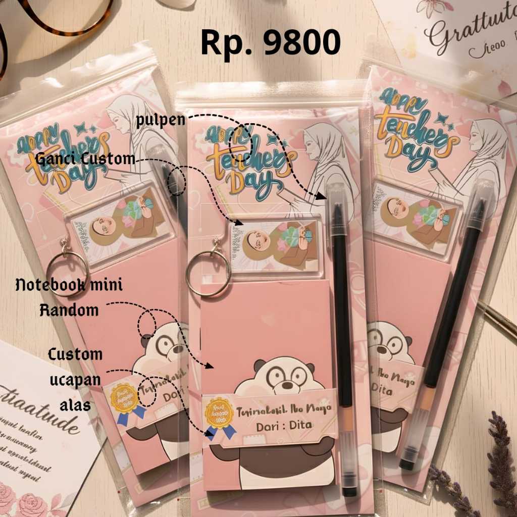 Gift Set Hari Guru Custom Nama – Pulpen, Notebook Mini, Gantungan Kunci Akrilik | Hadiah Guru Peremp