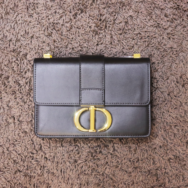 Tas slingbag 30 montaigne box calfskin black shoulder bag
