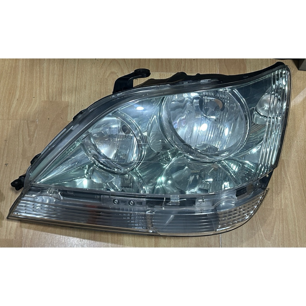 Headlamp Toyota HARRIER/ LEXUS RX300 1999 - 2003 Koito Japan