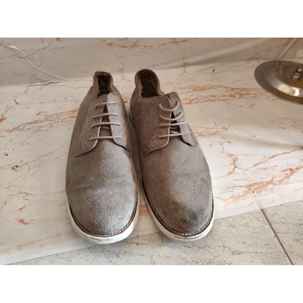 sepatu cowok pria aldo size 40