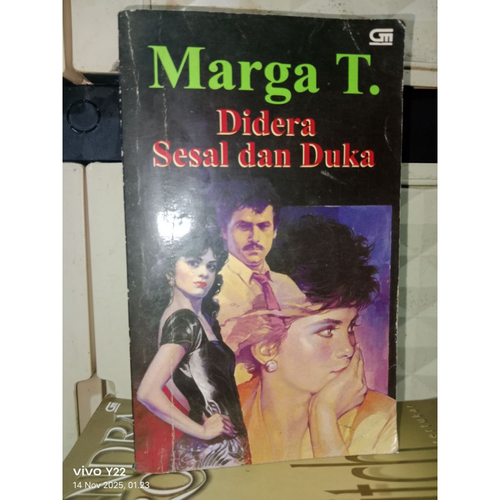 Novel Bekas MARGA T