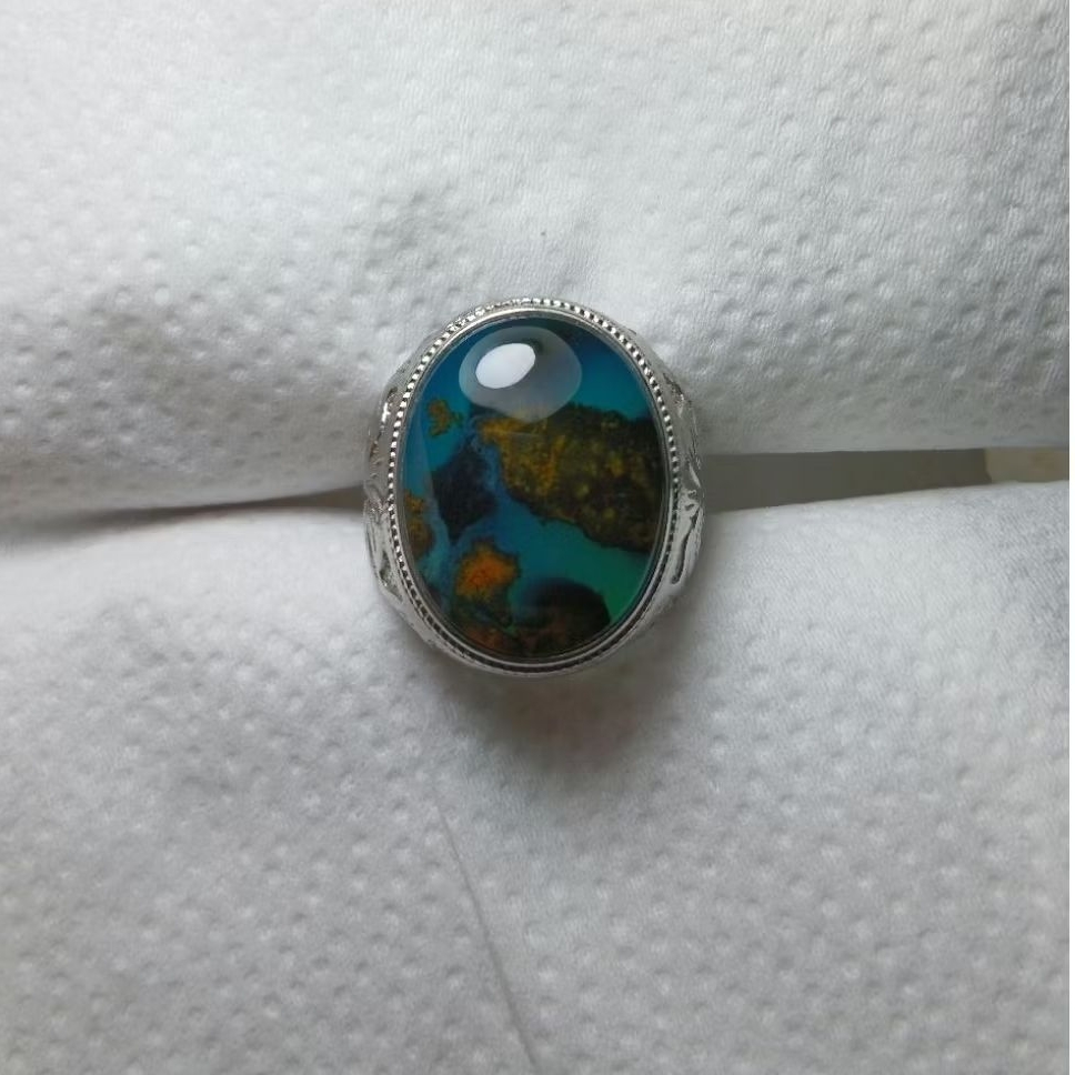 Cincin bacan kembang kristal natural