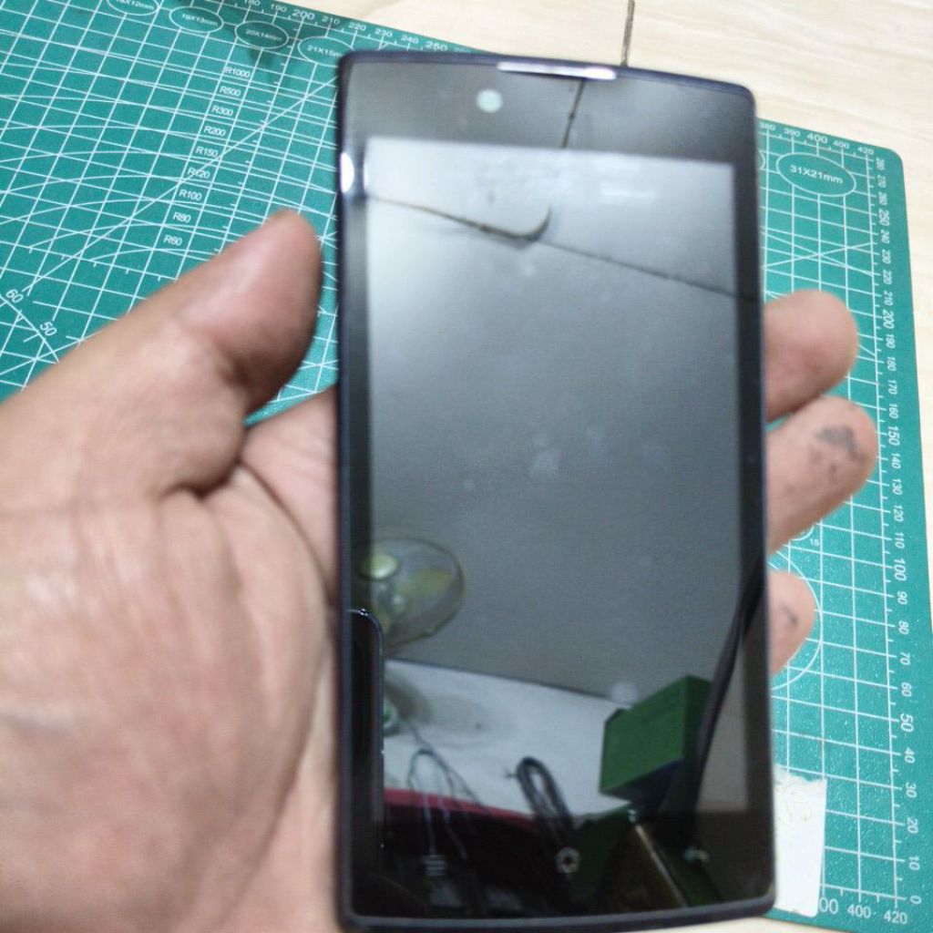 lcd copotan oppo r831k