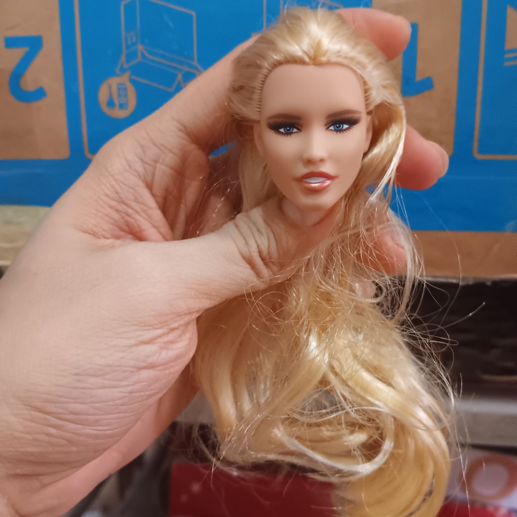 PROTOTYPE/BARBIE COLLECTOR/BARBIE KOLEKTOR/BARBIE PRELOVED/KEPALA BARBIE/KEPALA BARBIE KOLEKTOR/KEPA