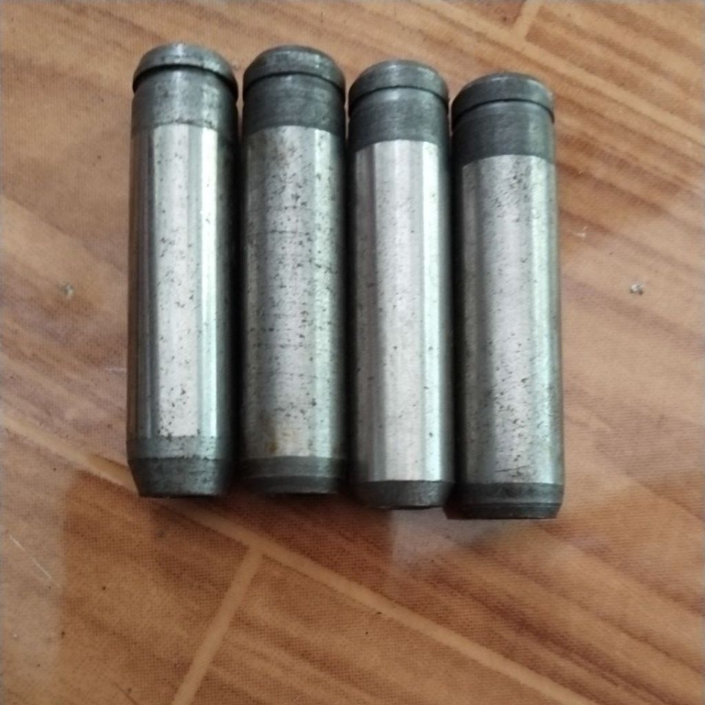 valve guide bos klep Mitsubishi colt t120ss L100 minicab