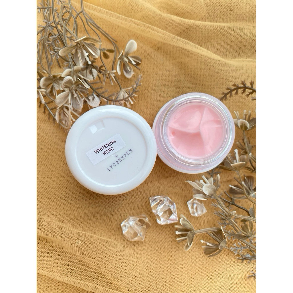 Cream malam whitening kojic cream
