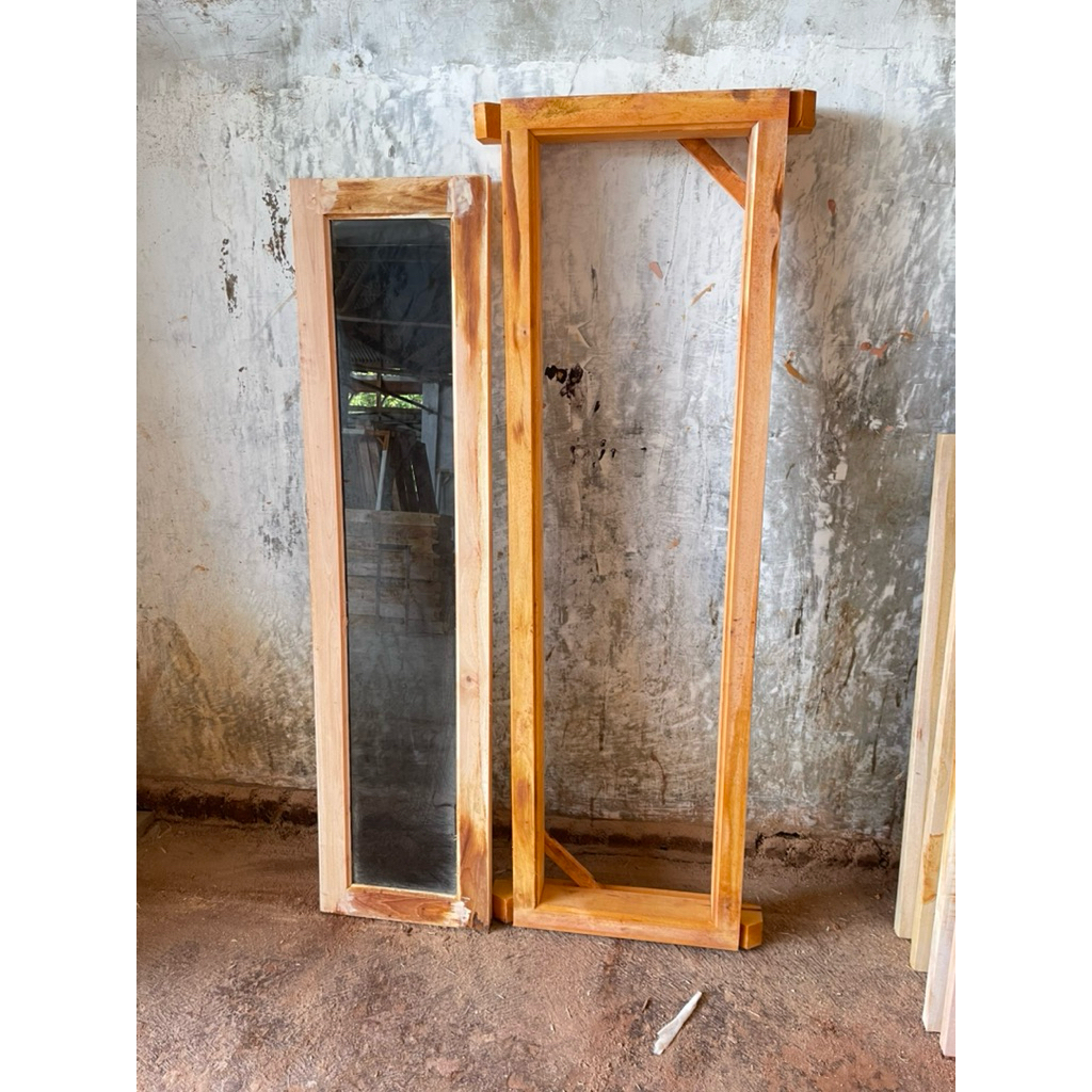 Daun Jendela Kaca Dan Kusen jendela Ukuran 150x50 kayu mahoni