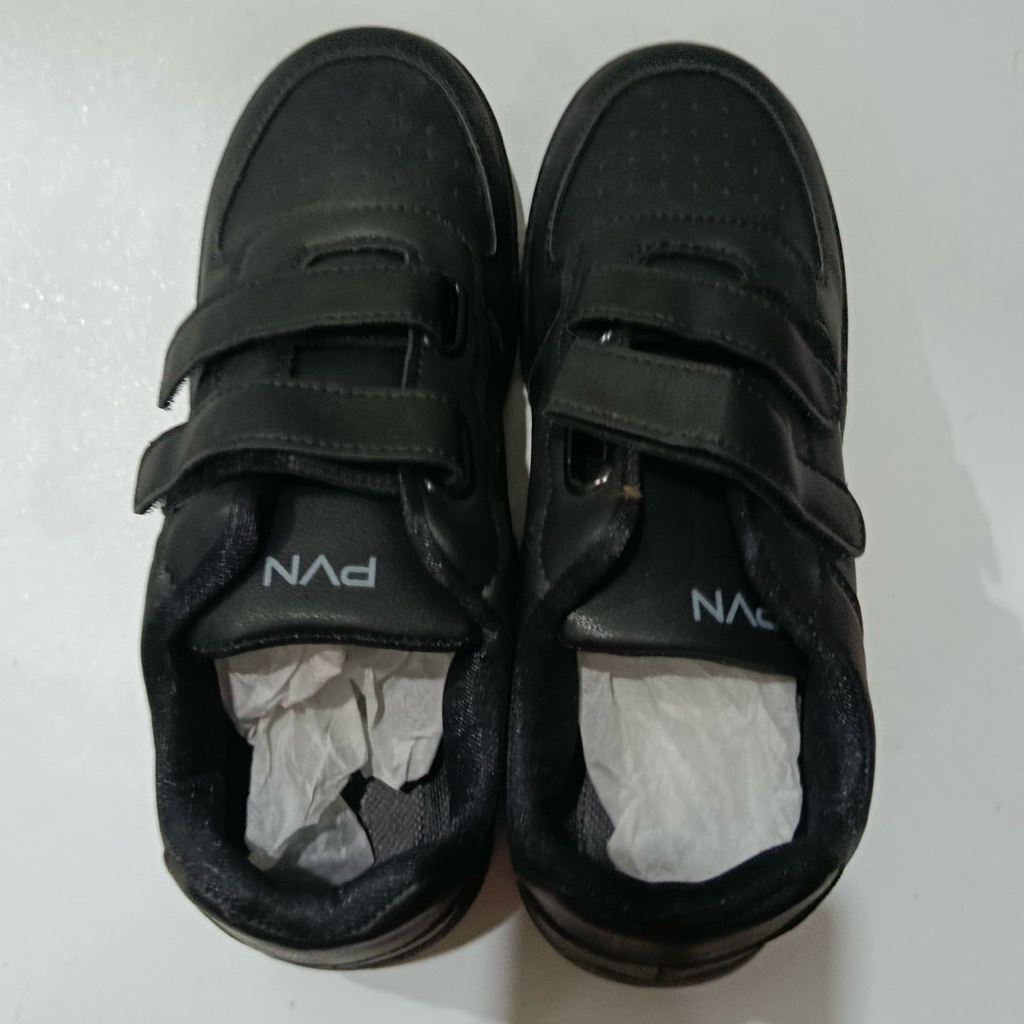 Sepatu Sneakers Unisex PVN Hitam