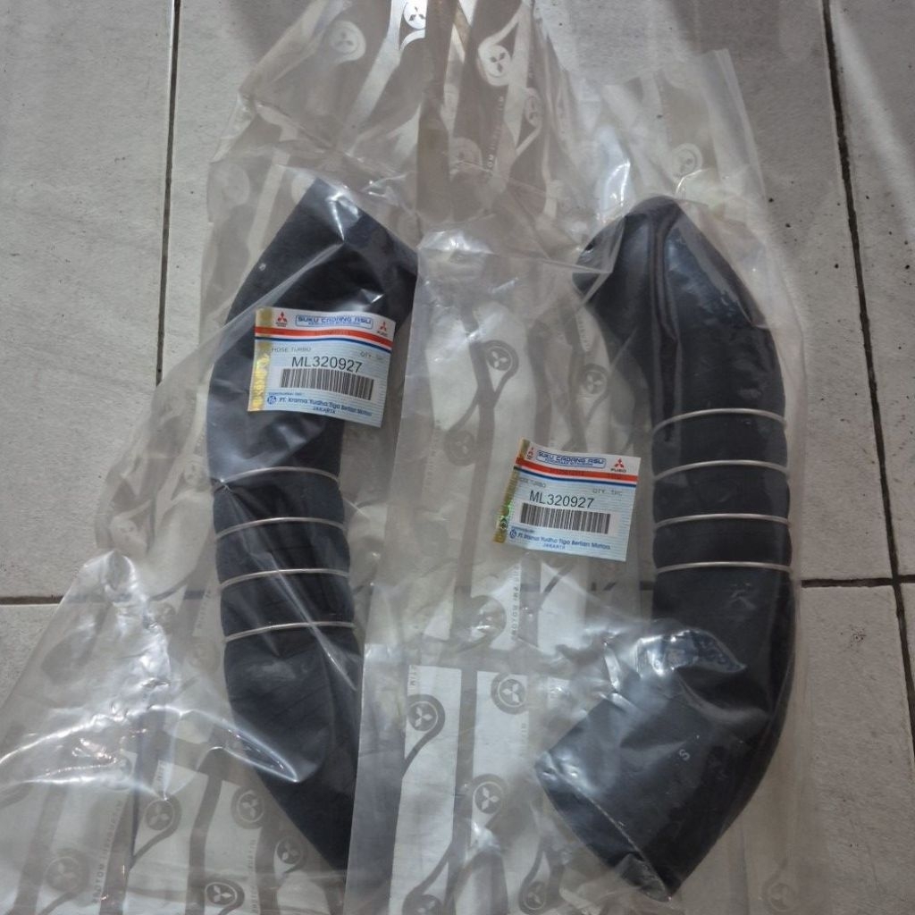 selang turbo canter euro4 ml320927