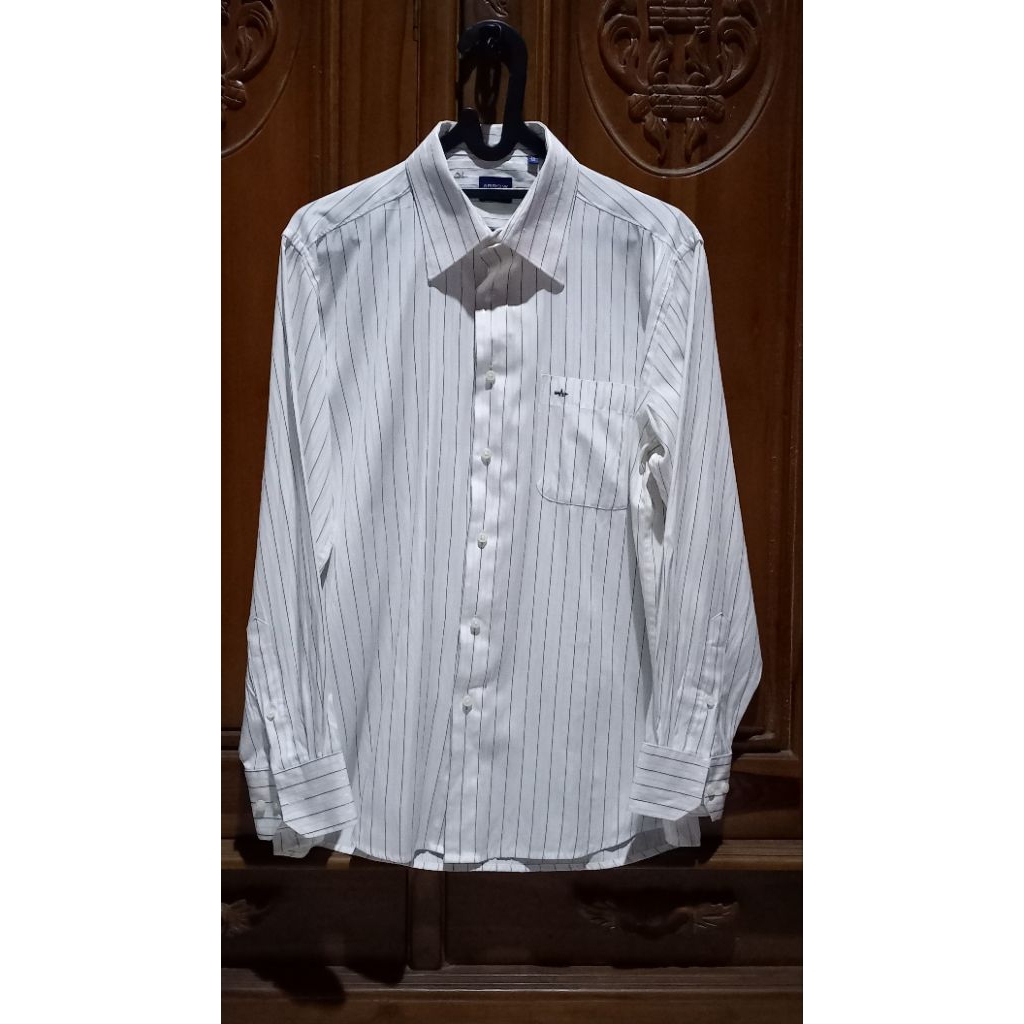 Kemeja lengan panjang salur Arrow