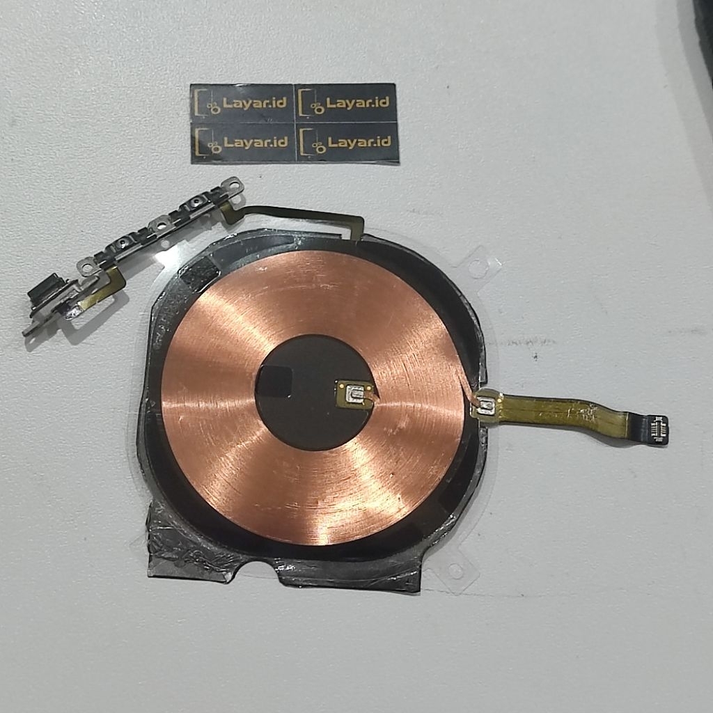 FLEKSIBEL NFC CHARGING IPHONE11 PRO ORIGINAL