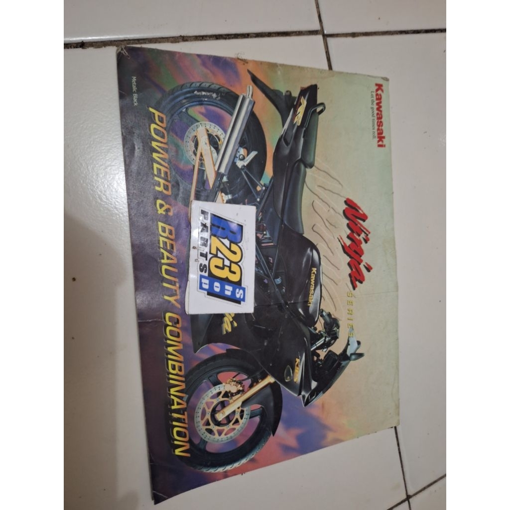Brosur Kawasaki Ninja RR 150