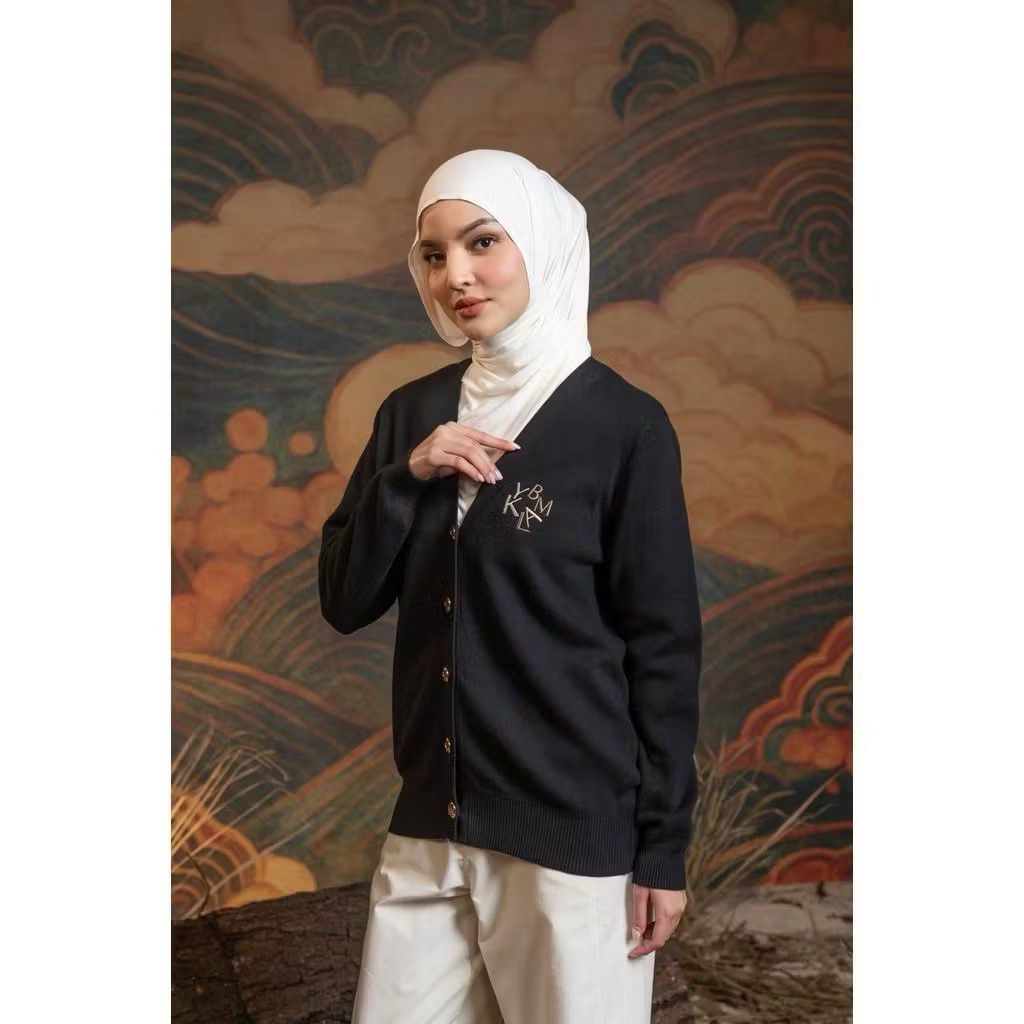 Wearing klamby riamiranda BJ HL preloved tunik dress nadjani like new