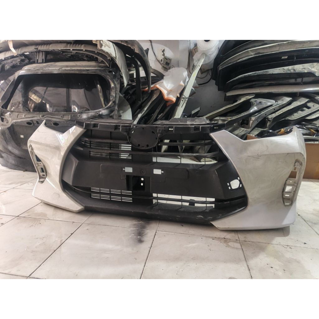 bumper bemper depan toyota agya 2023 2024 original