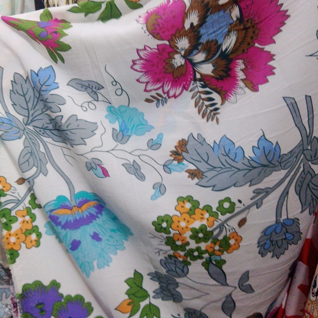 Kain Satin Maxmara Motif Bunga Vintage - Bahan Lux Premium Meteran Kyt