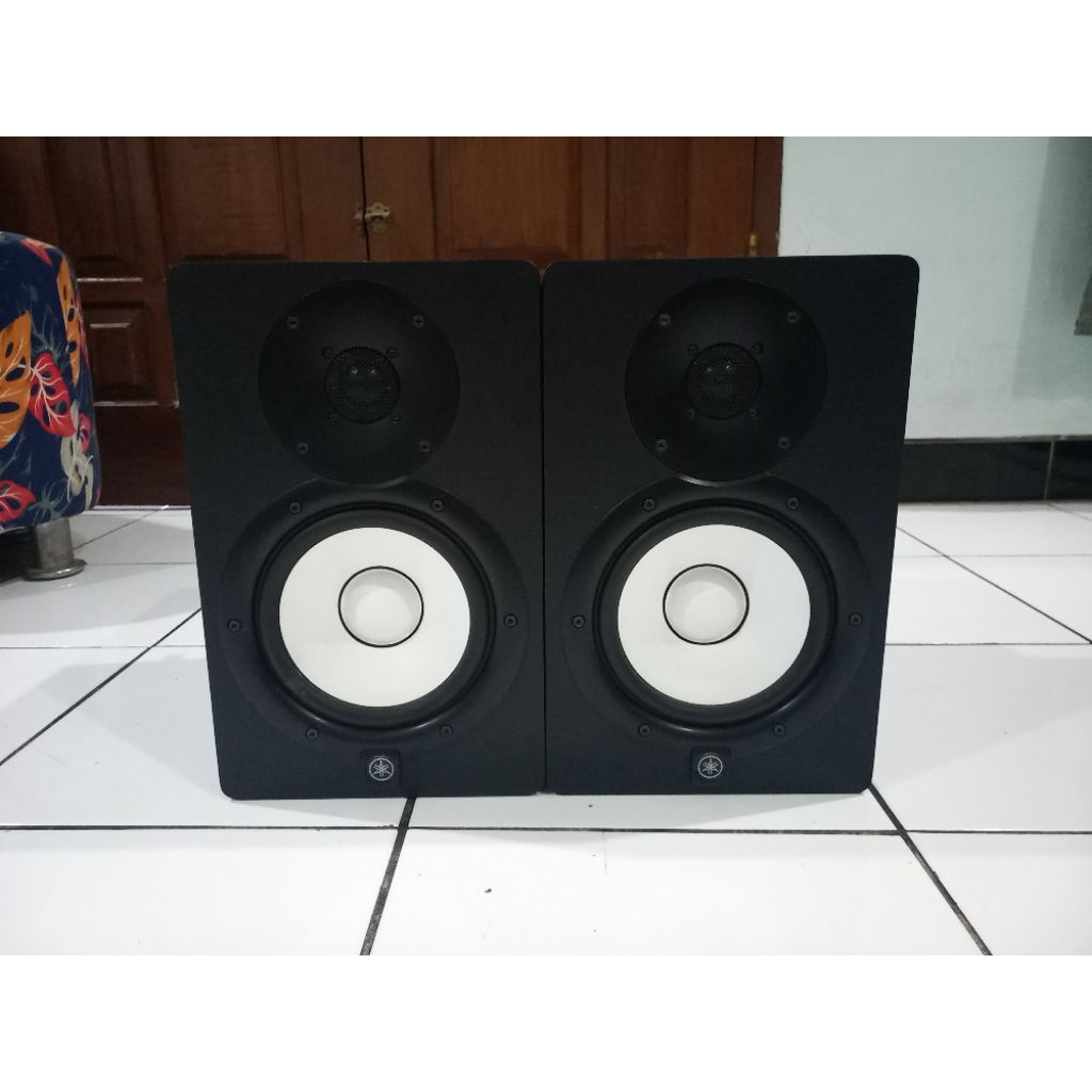 Speaker monitor Flat Yamaha Hs7
