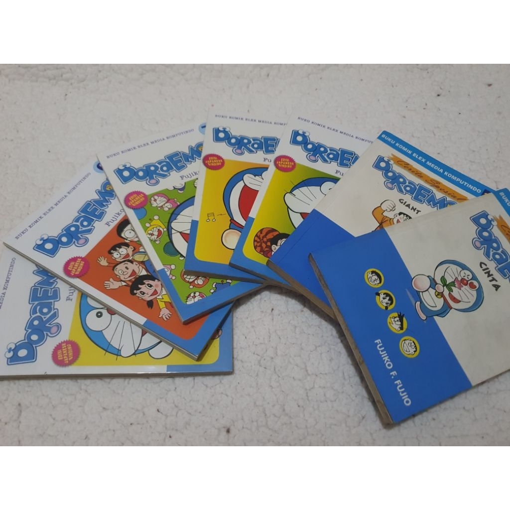 BUKU KOMIK DORAEMON RAPI MULUS