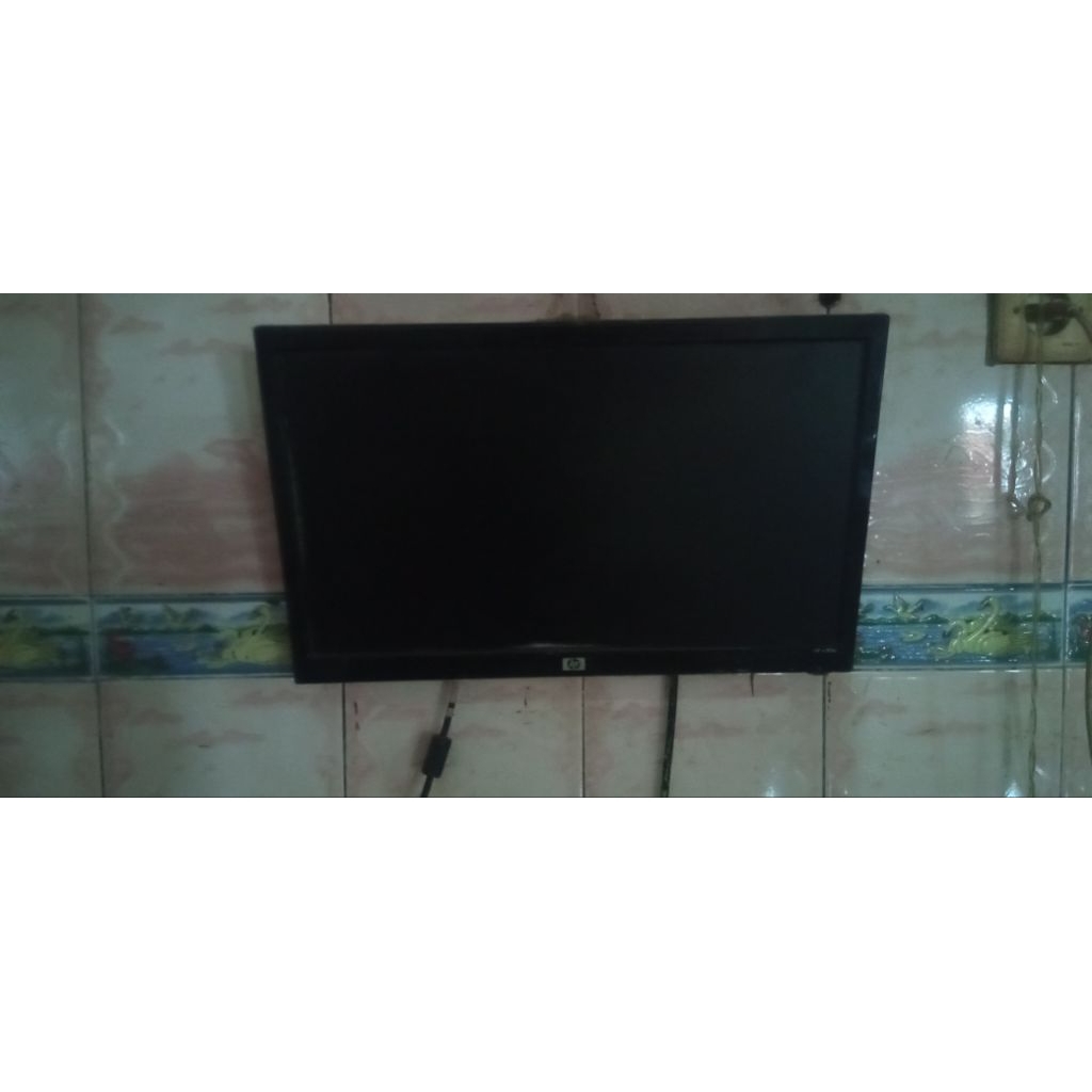 Monitor PC Hp 19in dan 14in normal