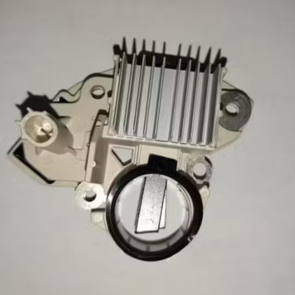 Ic Regulator Mobilio Soket 1 Harga 1Pc