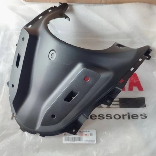 Cover Dudukan Visor Windshield Yamaha NMAX 155 OLD 2DP-F837M-00