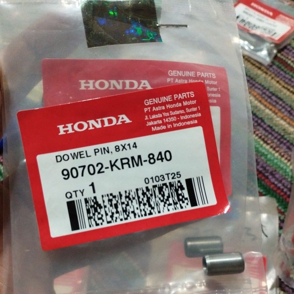 90702-KRM-840 Pin Dowel 8X14 Megapro Monoshock Verza CRF150